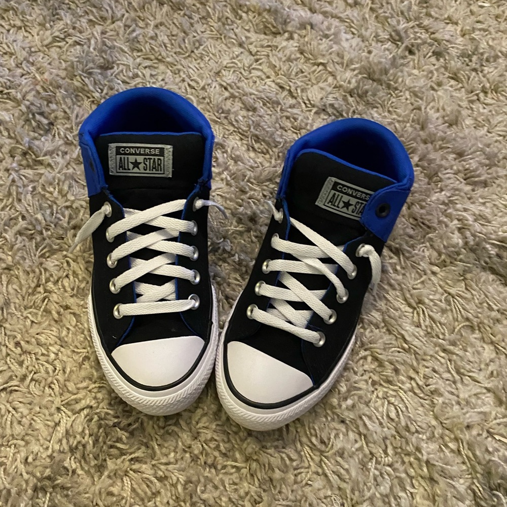 Converse black and blue size 5